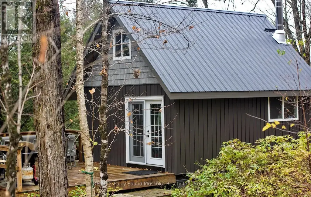 00 Jack's, Parry Sound Remote Area (Golden Valley)